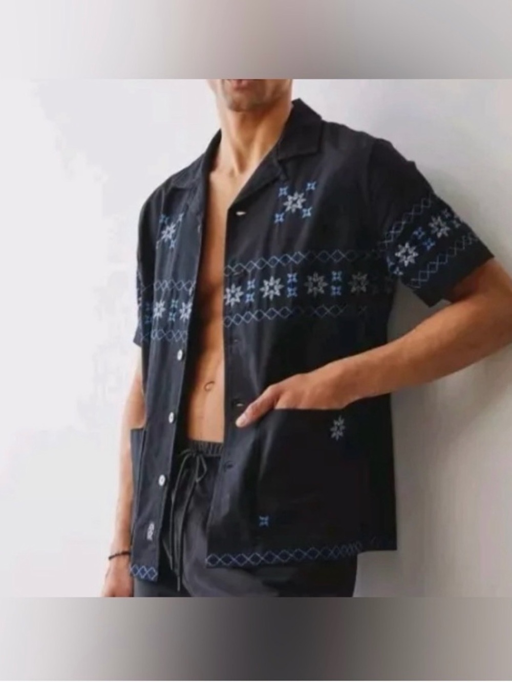 Todd Snyder Black Short-Sleeve Button-Down Shirt with Blue Embroidery